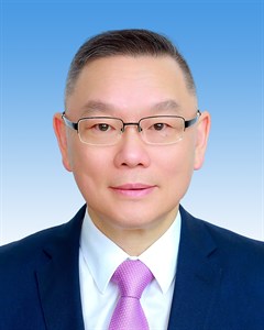 崔世平